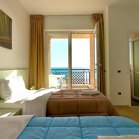 Hotel Brilant Shëngjin