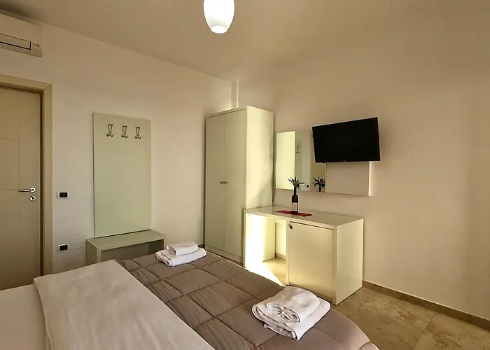 Brilant 3* Shëngjin